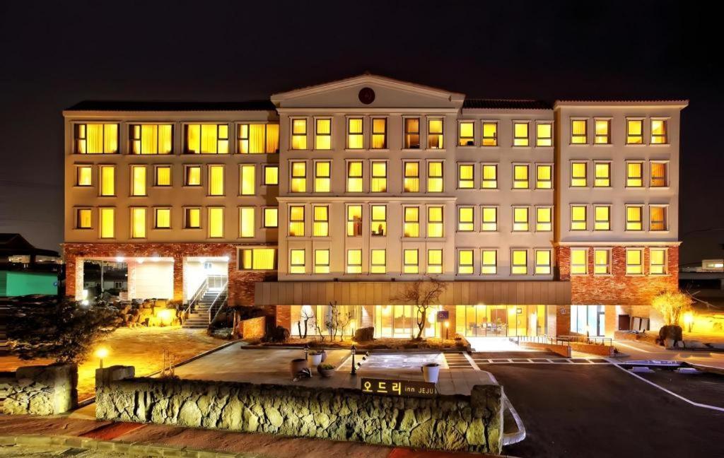 Odri Inn Чечжу Екстер'єр фото